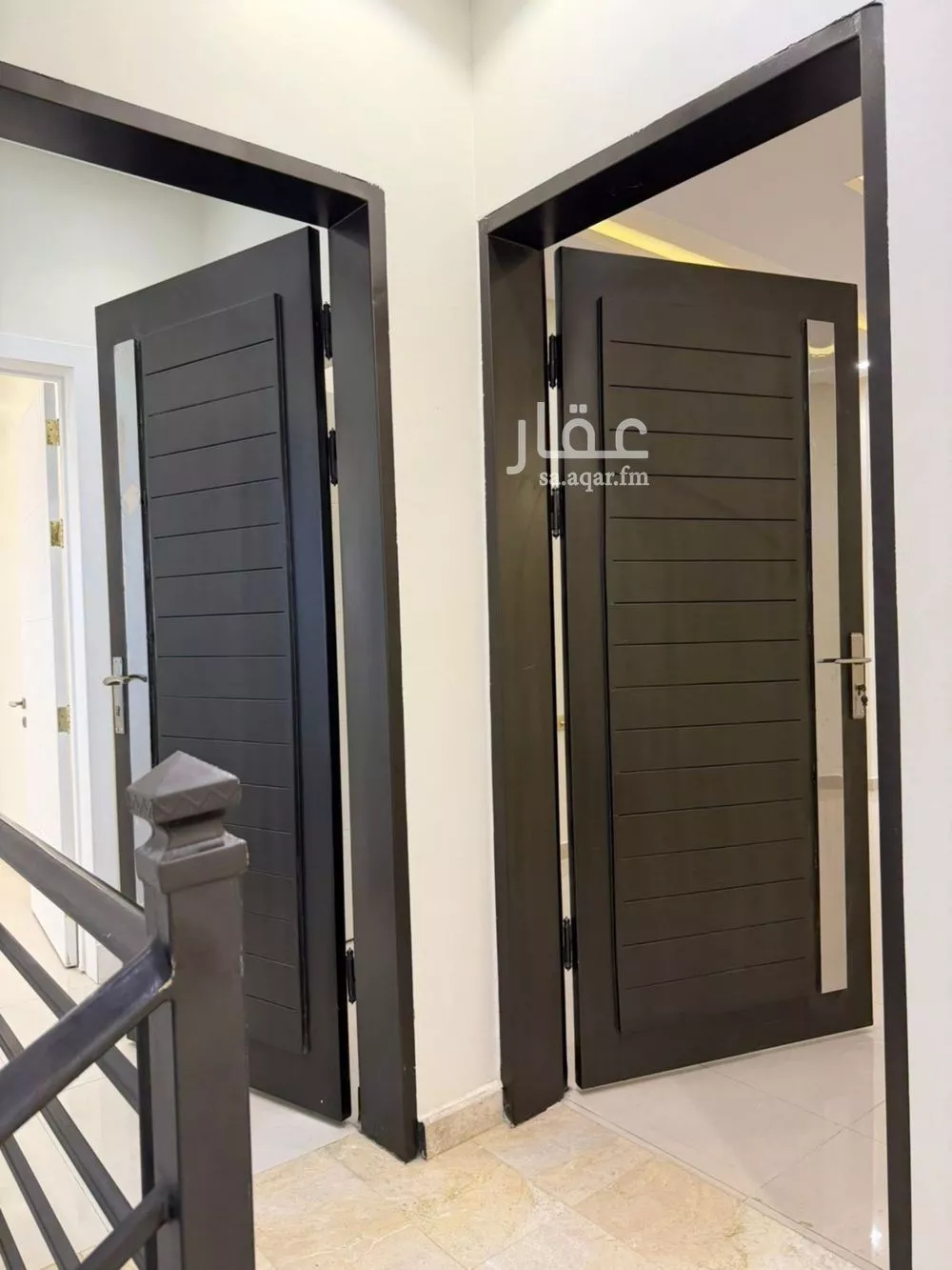 دور 3 غرف في العارض 10