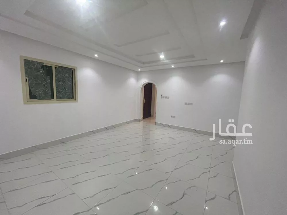 دور 3 غرف في العارض 11