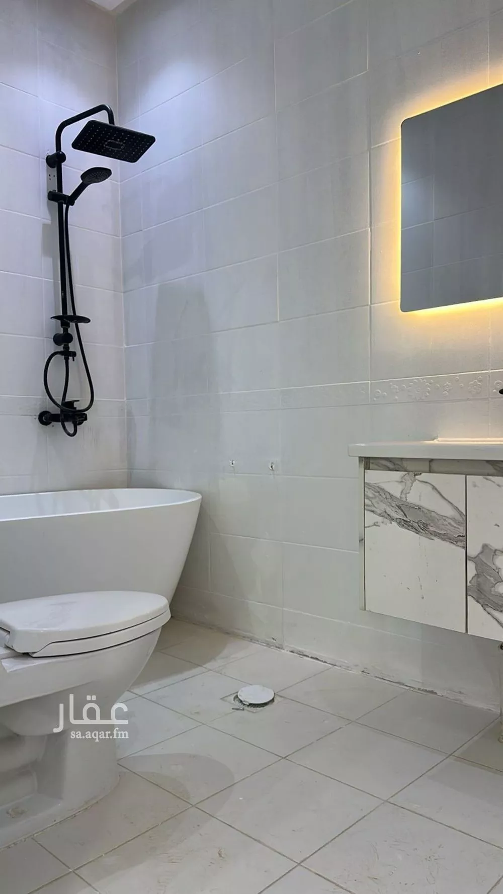 دور 3 غرف في العارض 15