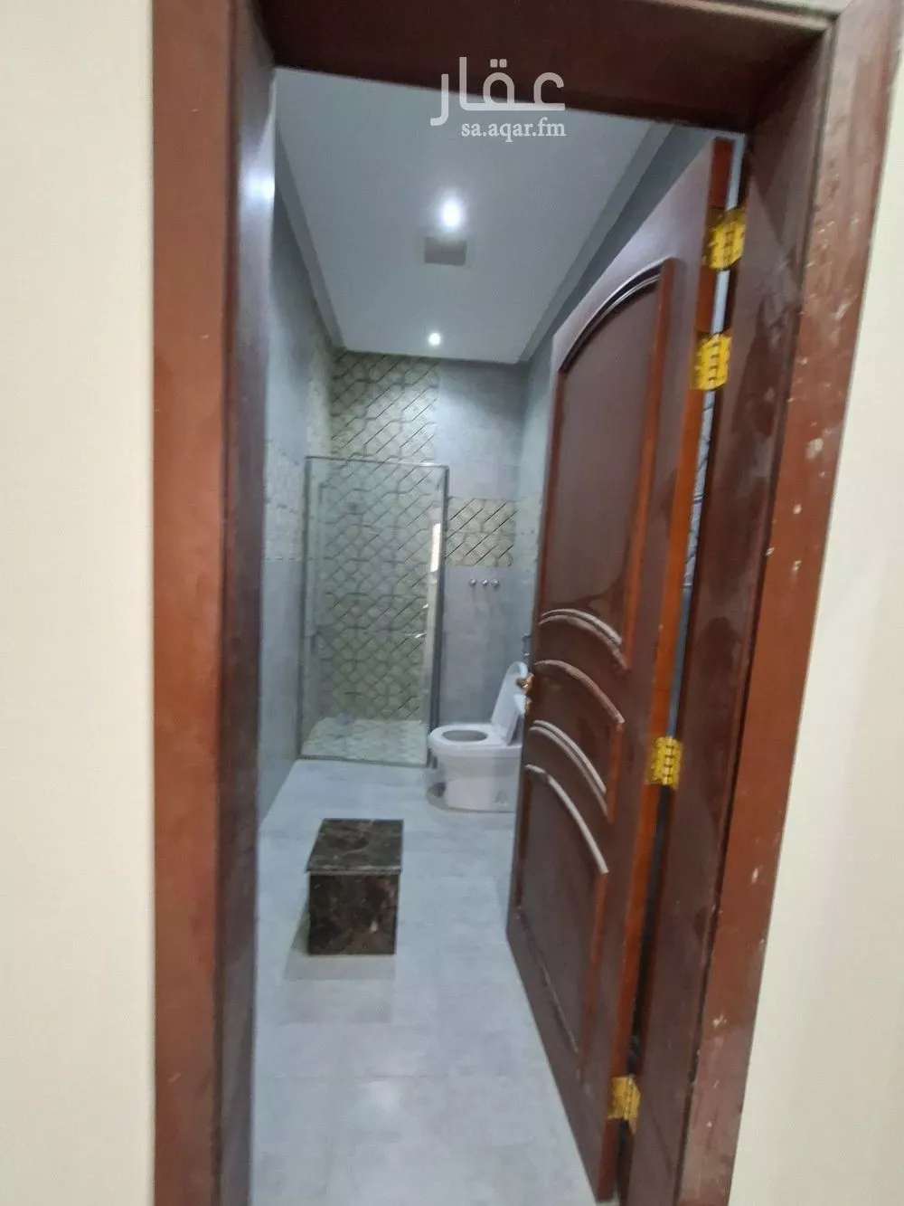 فيلا 6 غرف في العارض 12