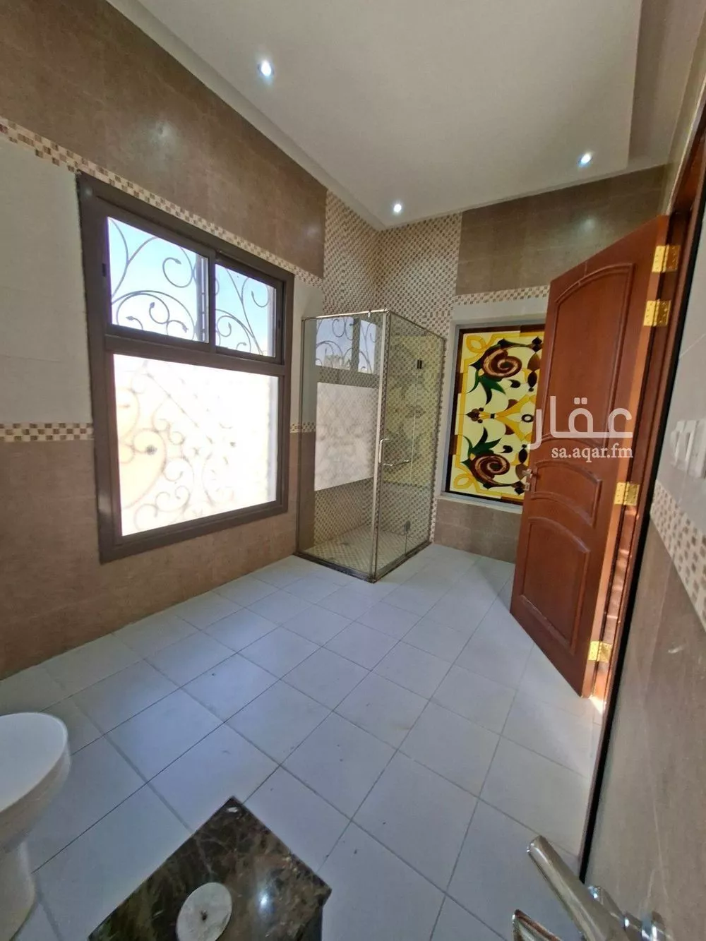 فيلا 6 غرف في العارض 15