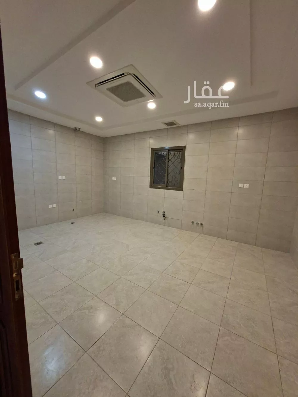 فيلا 6 غرف في العارض 22