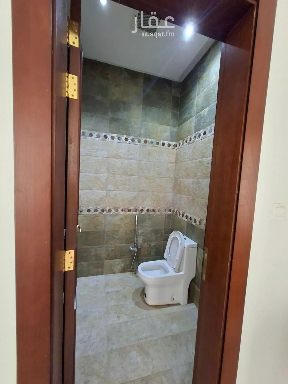 فيلا 6 غرف في العارض 25