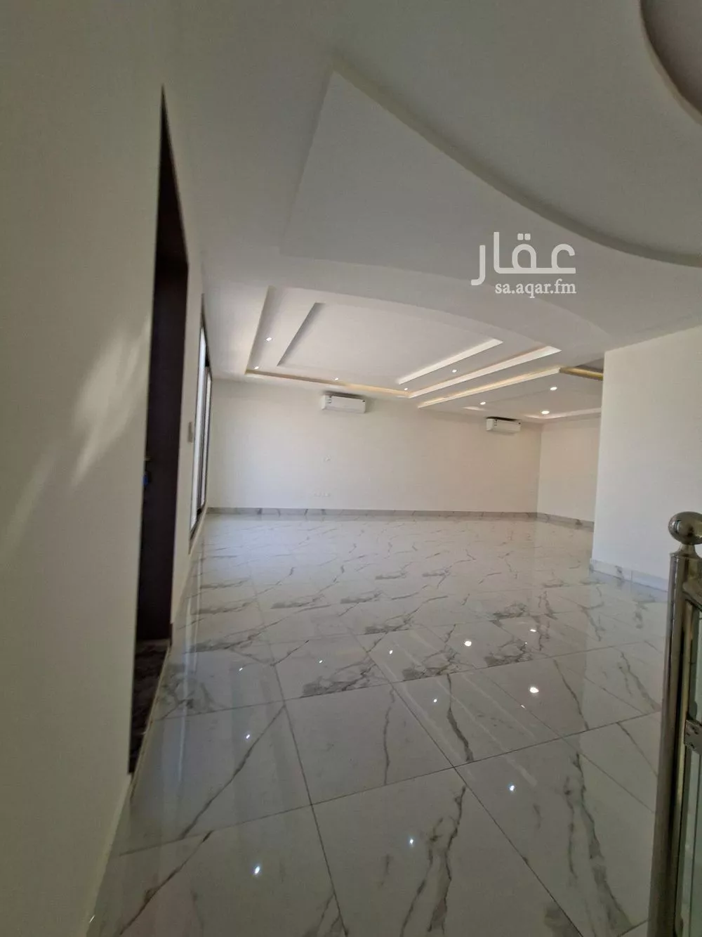 فيلا 6 غرف في العارض 30