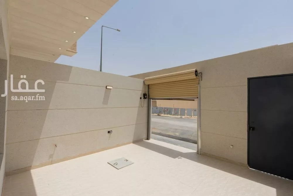 فيلا 5 غرف في عكاظ 6