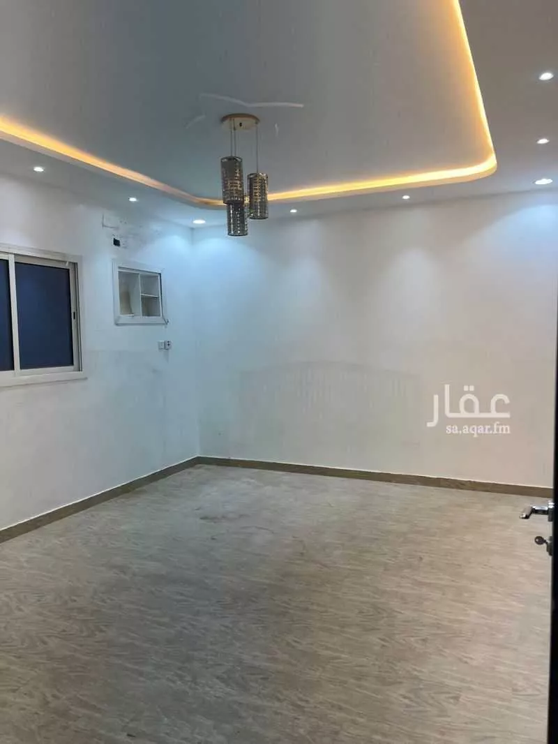 دور 4 غرف في السعادة 10