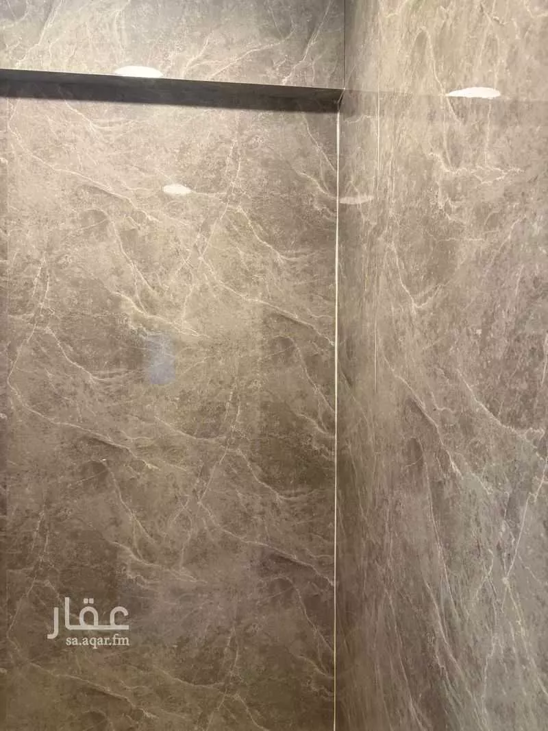 شقة 4 غرف في الحمراء 7