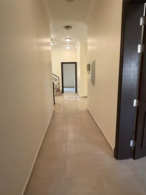 فيلا 4 غرف في الخالدية 4