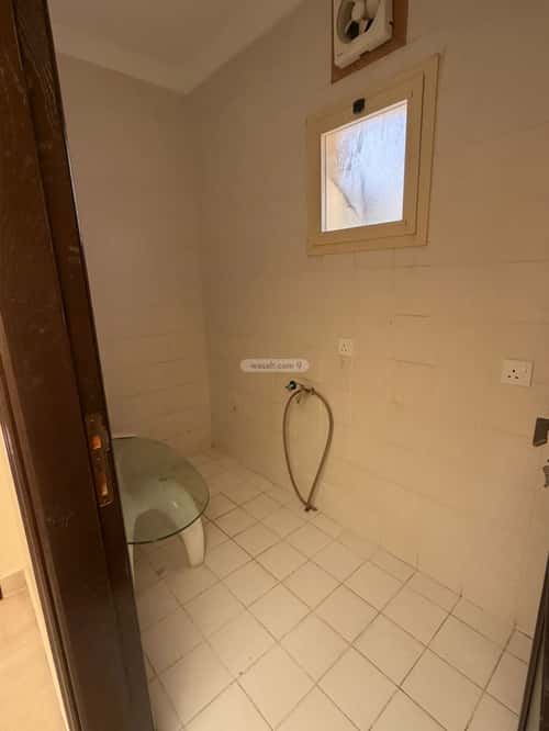 فيلا 4 غرف في الخالدية 10