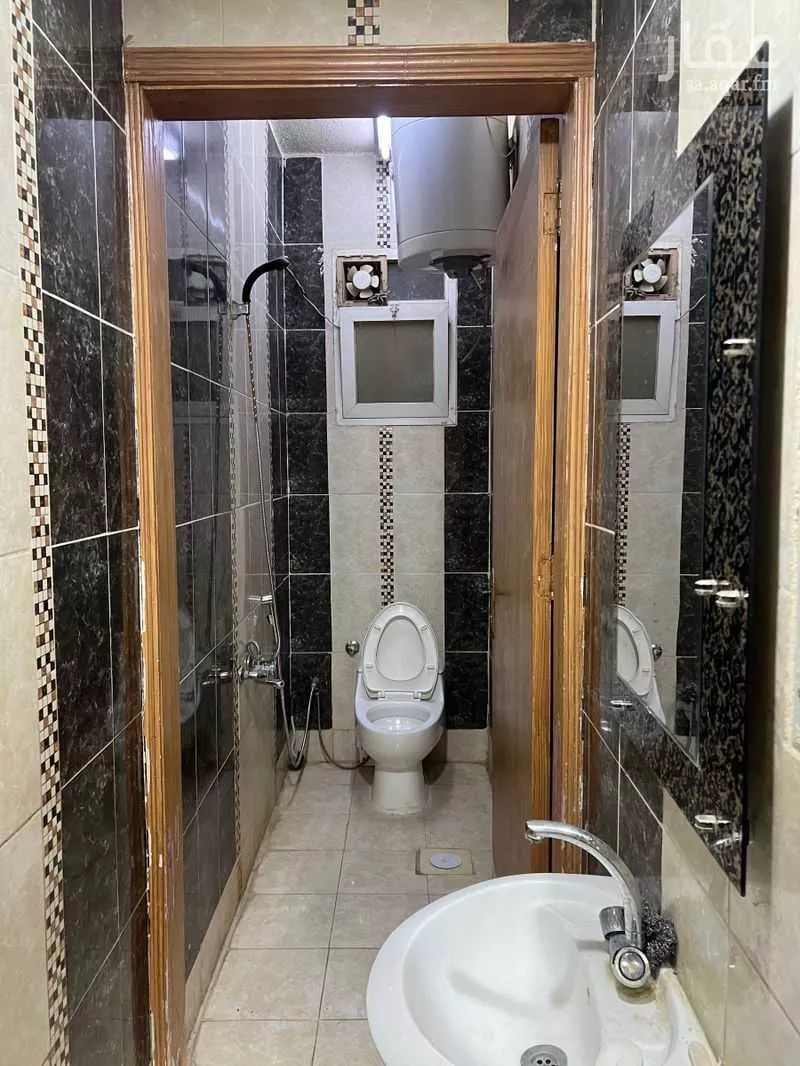 دور 4 غرف في السعادة 4