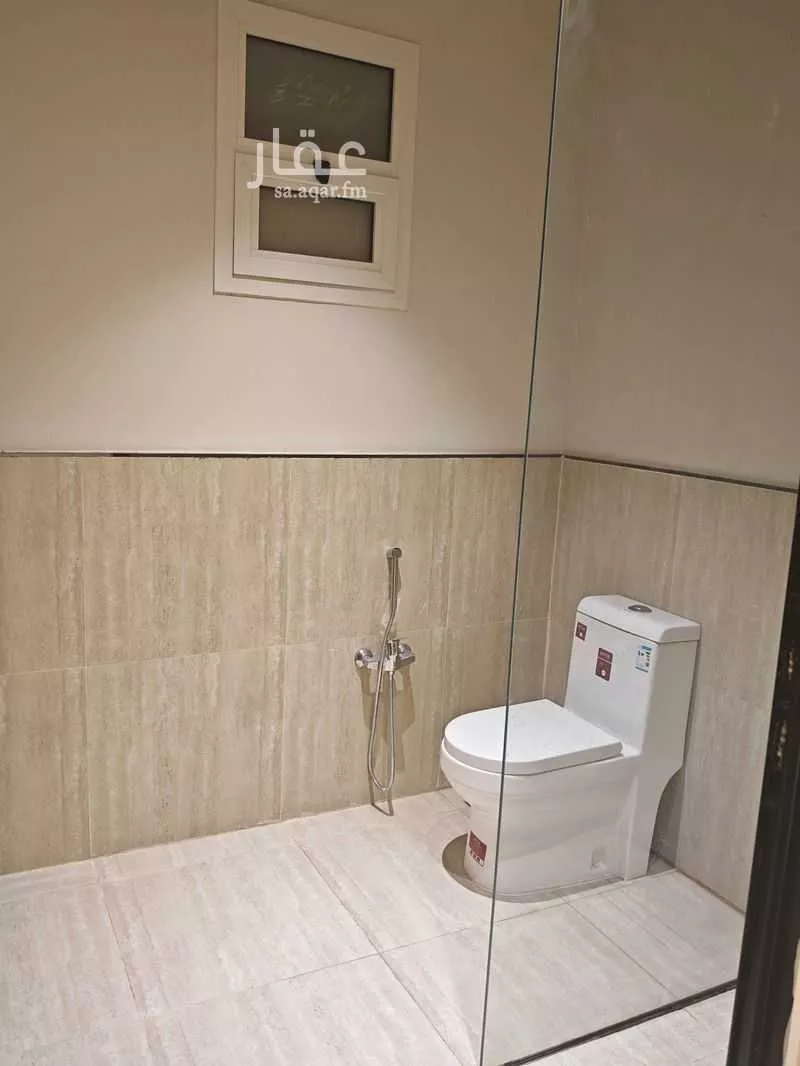 3 bedroom apartment in Al Qairawan 4