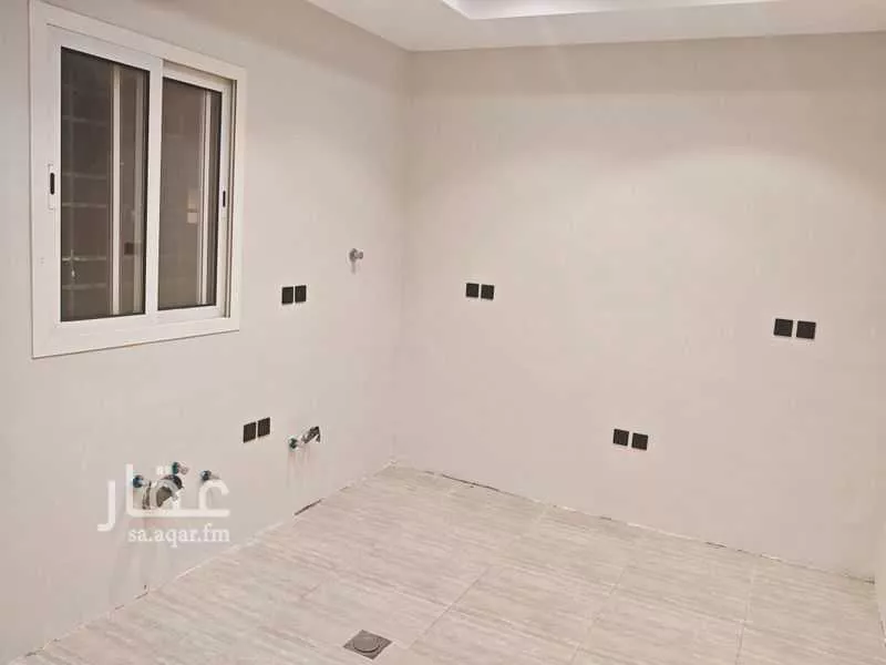 3 bedroom apartment in Al Qairawan 8
