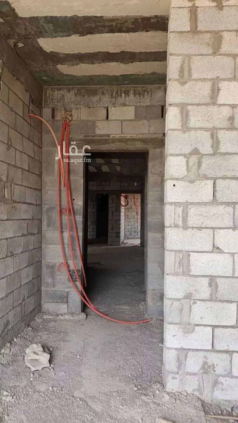 فيلا 7 غرف في بنبان 10