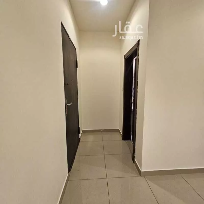 شقة 3 غرف في النخيل 4