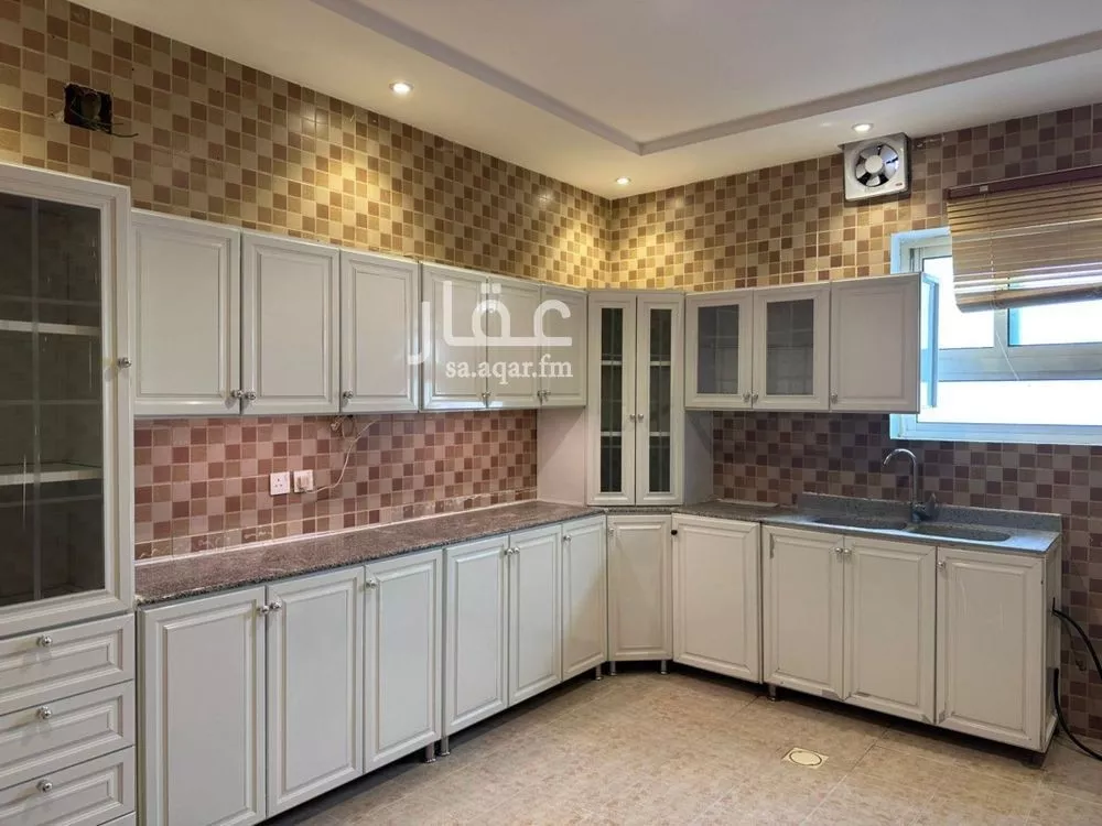 3 bedroom floor in Qurtubah 5