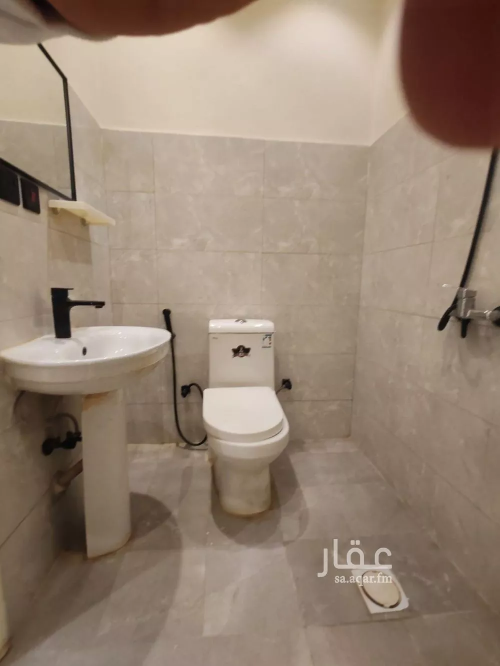 شقة 1 غرف في الخليج 4