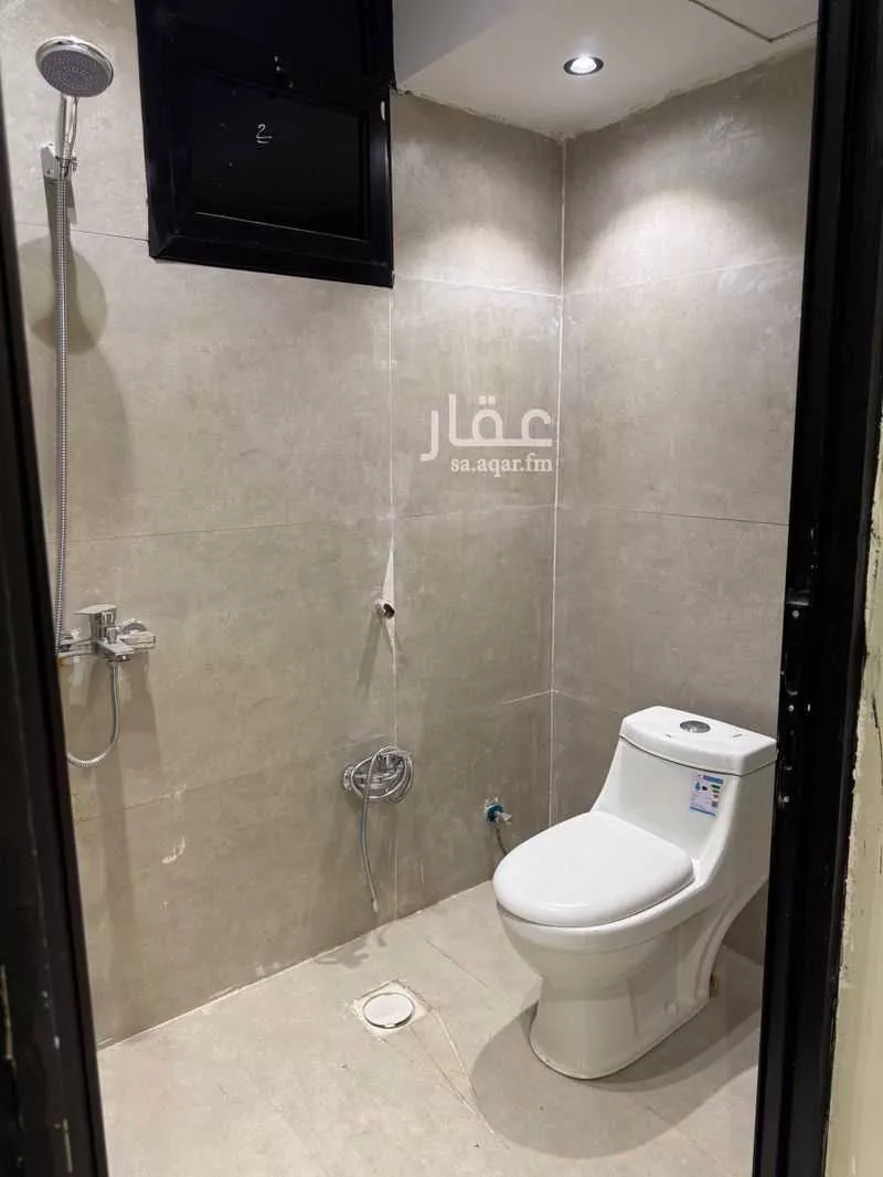 5 bedroom apartment in Tuwaiq 8