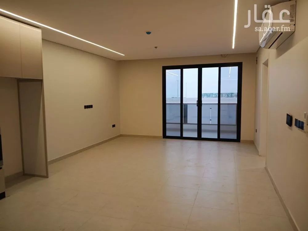 شقة 3 غرف في البحر 18