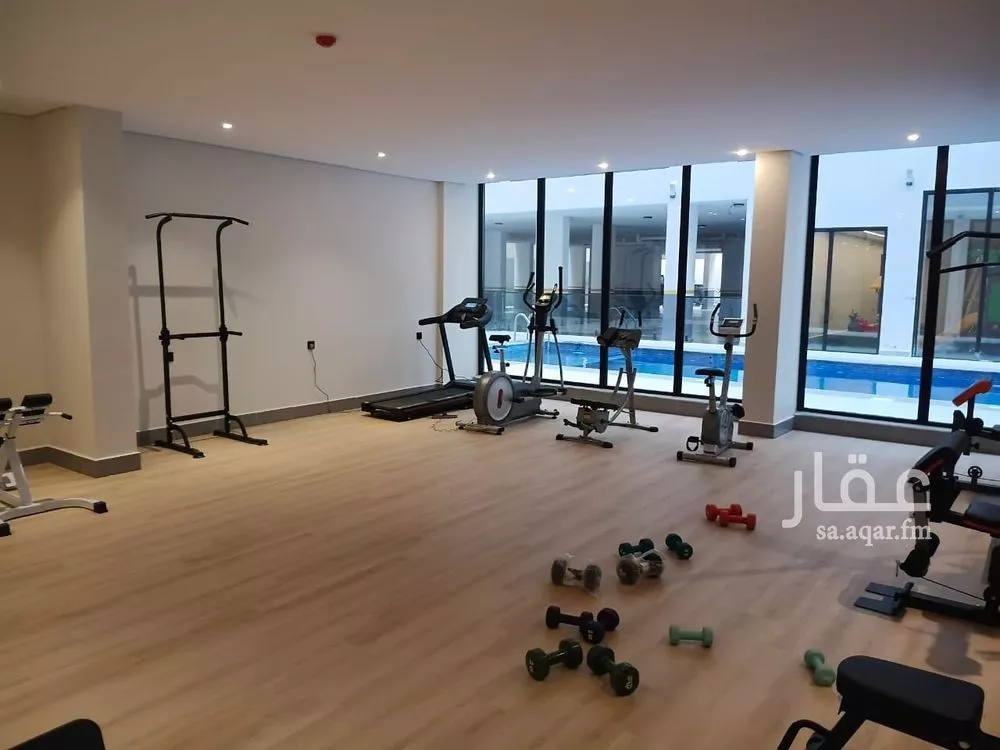 شقة 3 غرف في البحر 8