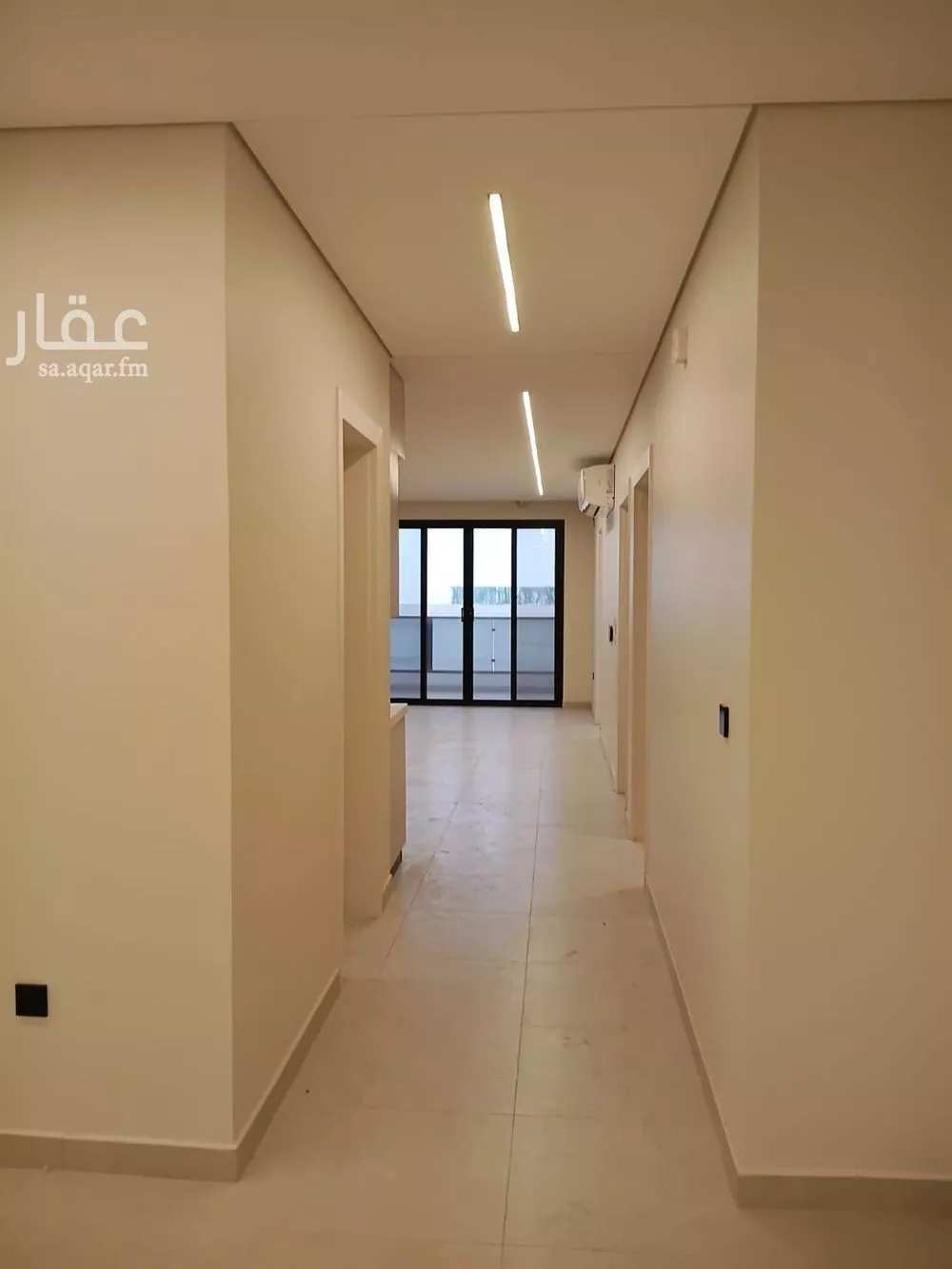 شقة 3 غرف في البحر 10