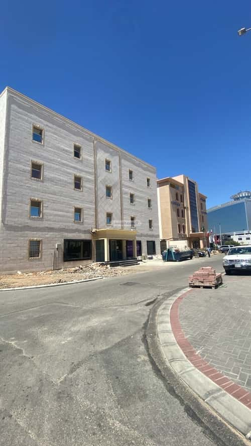 900 sqm office in Al Ruwais 8