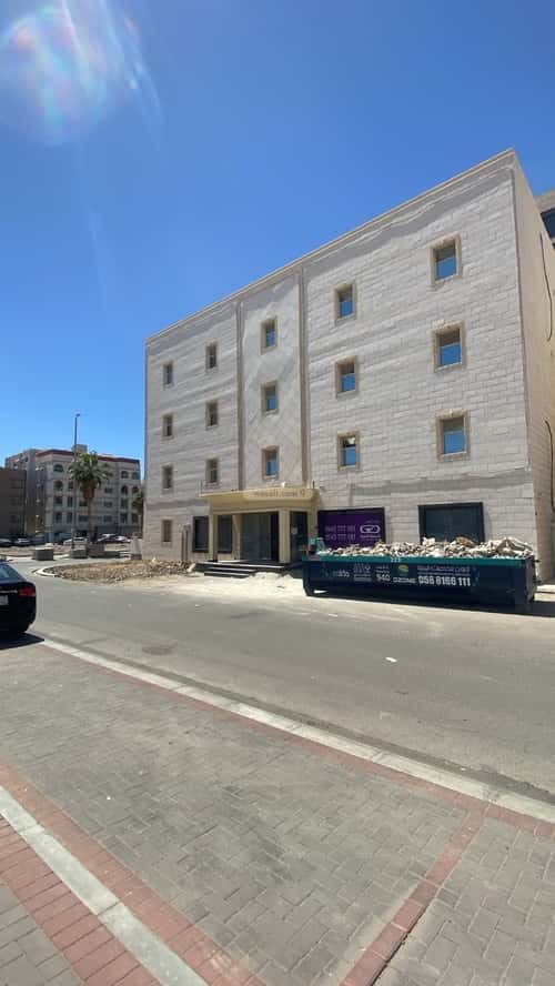 900 sqm office in Al Ruwais 9