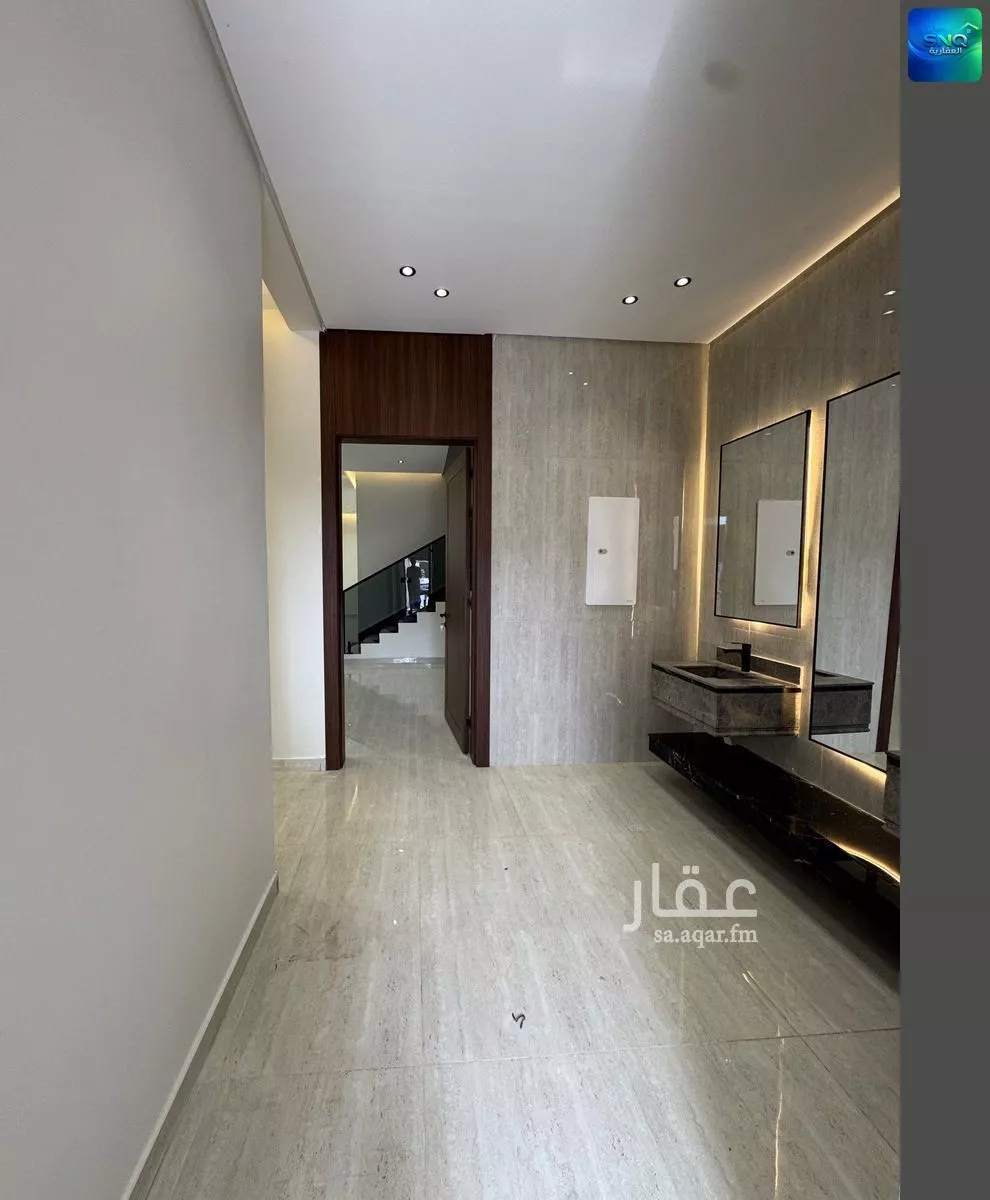 فيلا 7 غرف في ضاحية الملك فهد 2