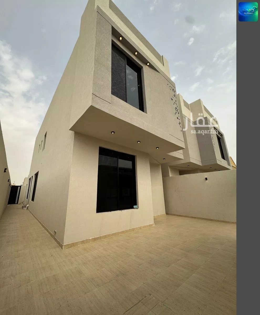 فيلا 7 غرف في ضاحية الملك فهد 3
