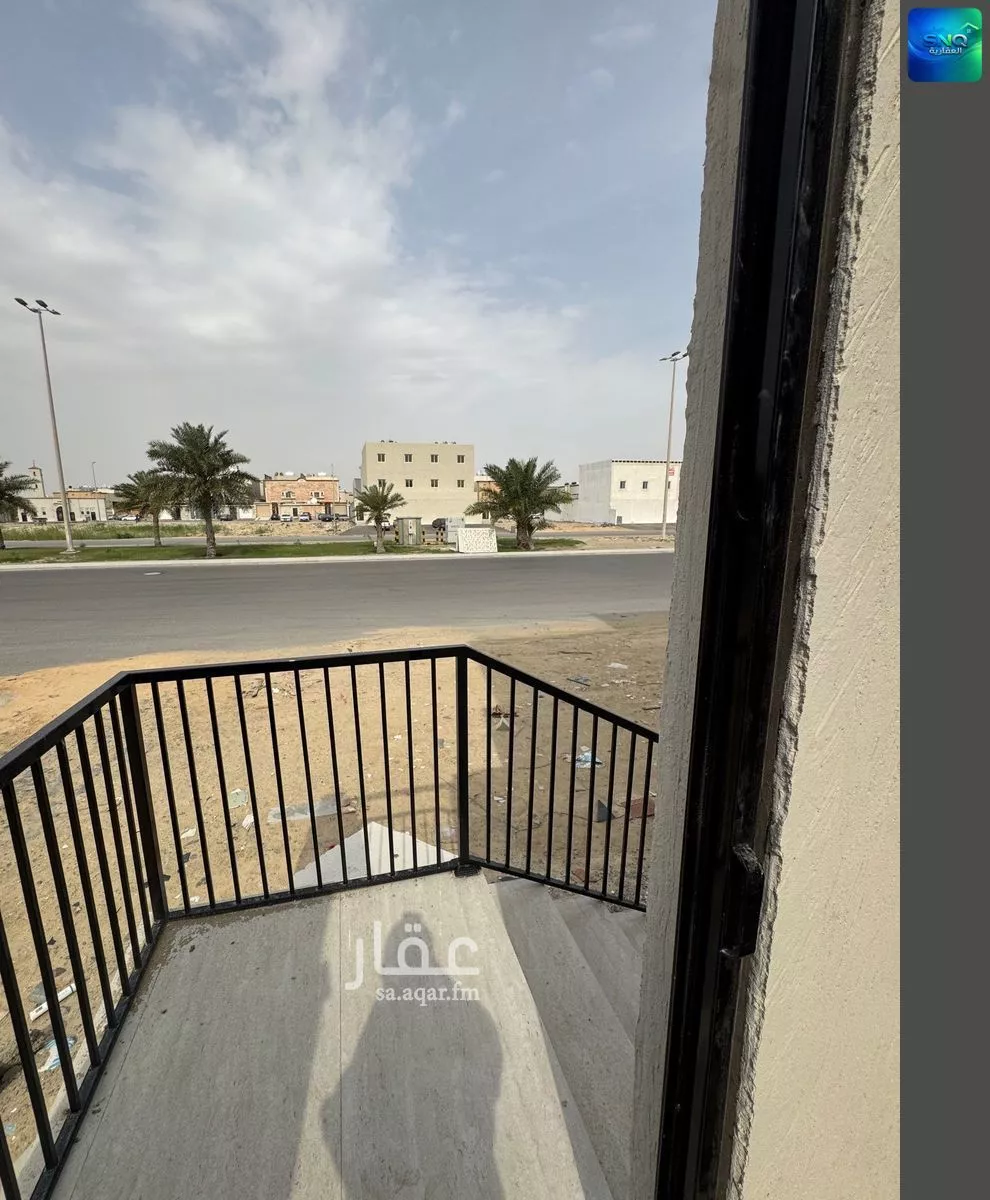 فيلا 7 غرف في ضاحية الملك فهد 5