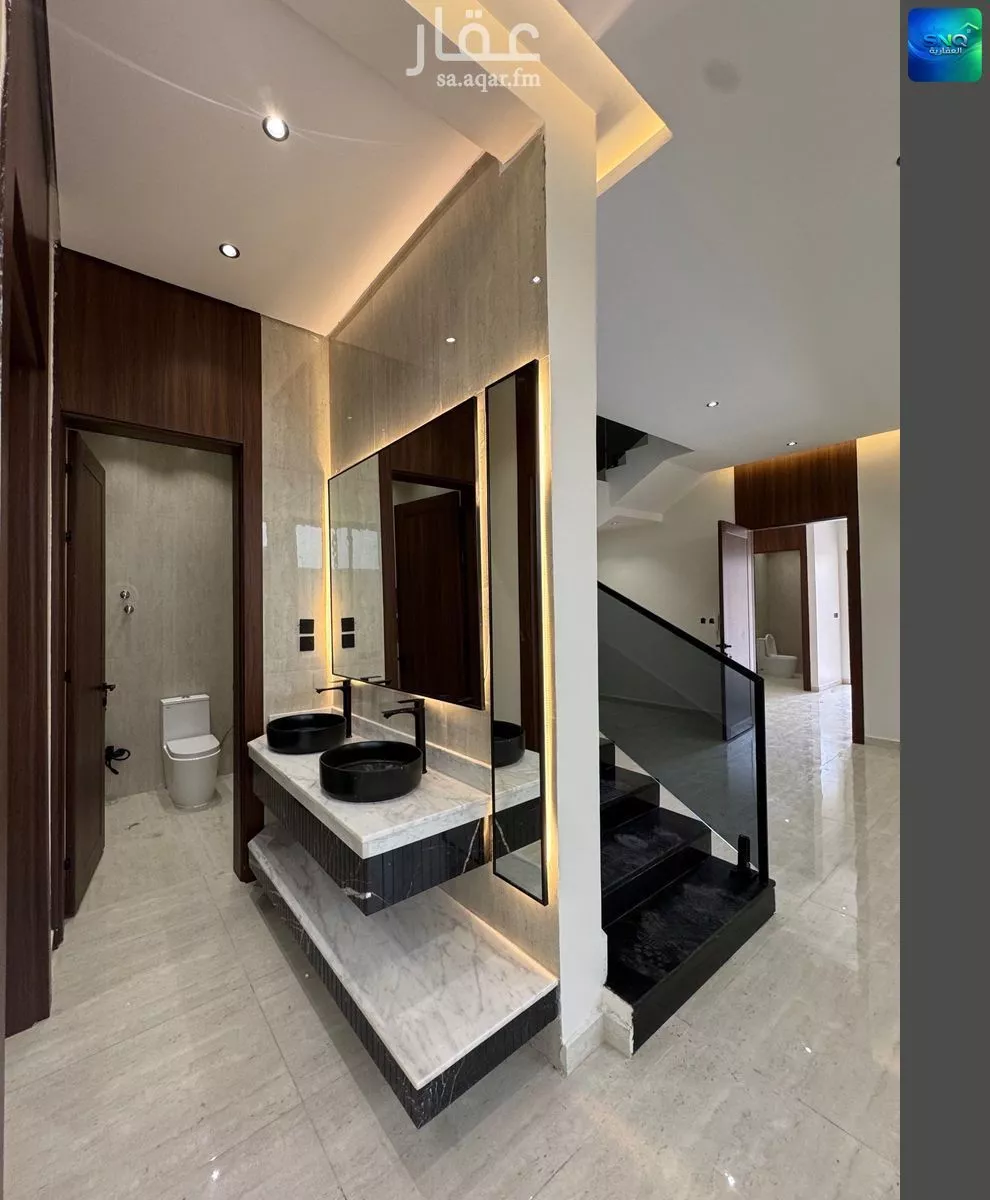 فيلا 7 غرف في ضاحية الملك فهد 10