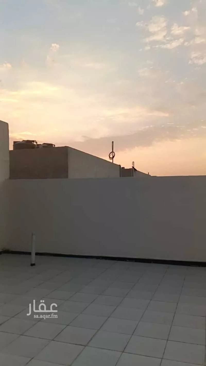 فيلا 7 غرف في الأمل 5