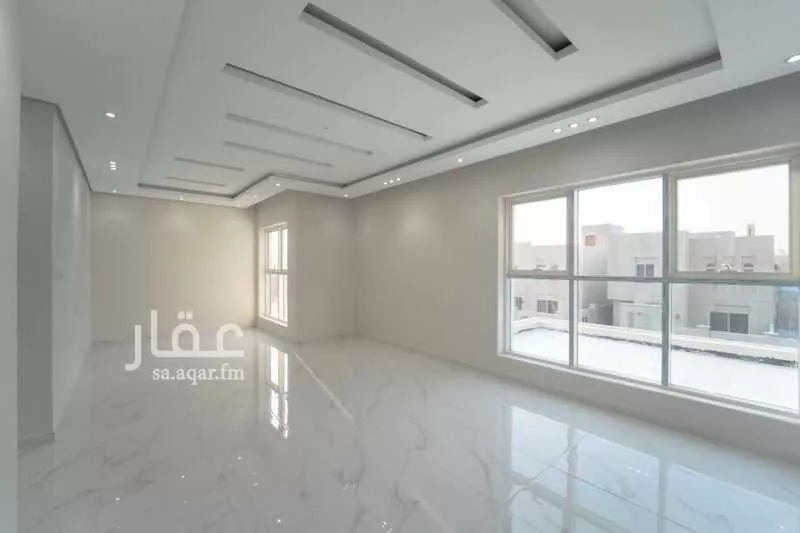 5 bedroom villa in Al Amal 11