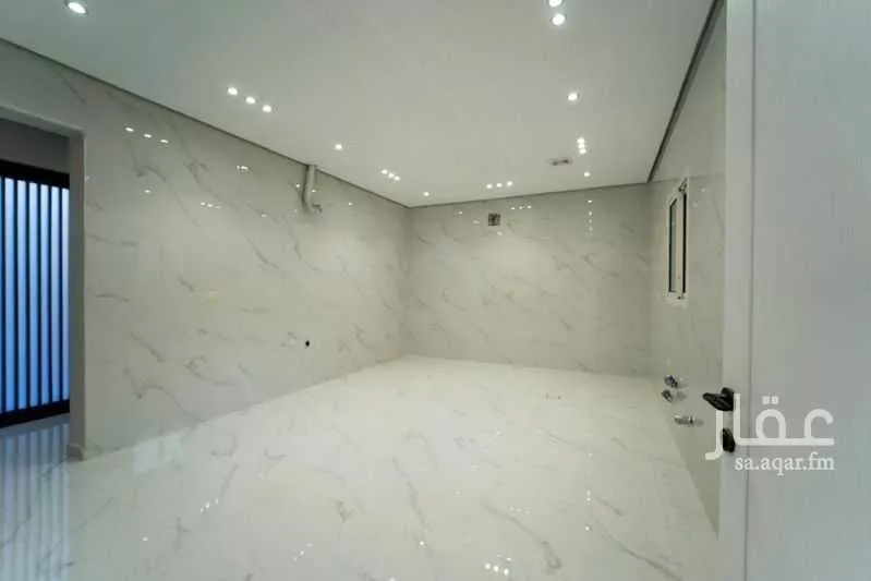 5 bedroom villa in Al Amal 8