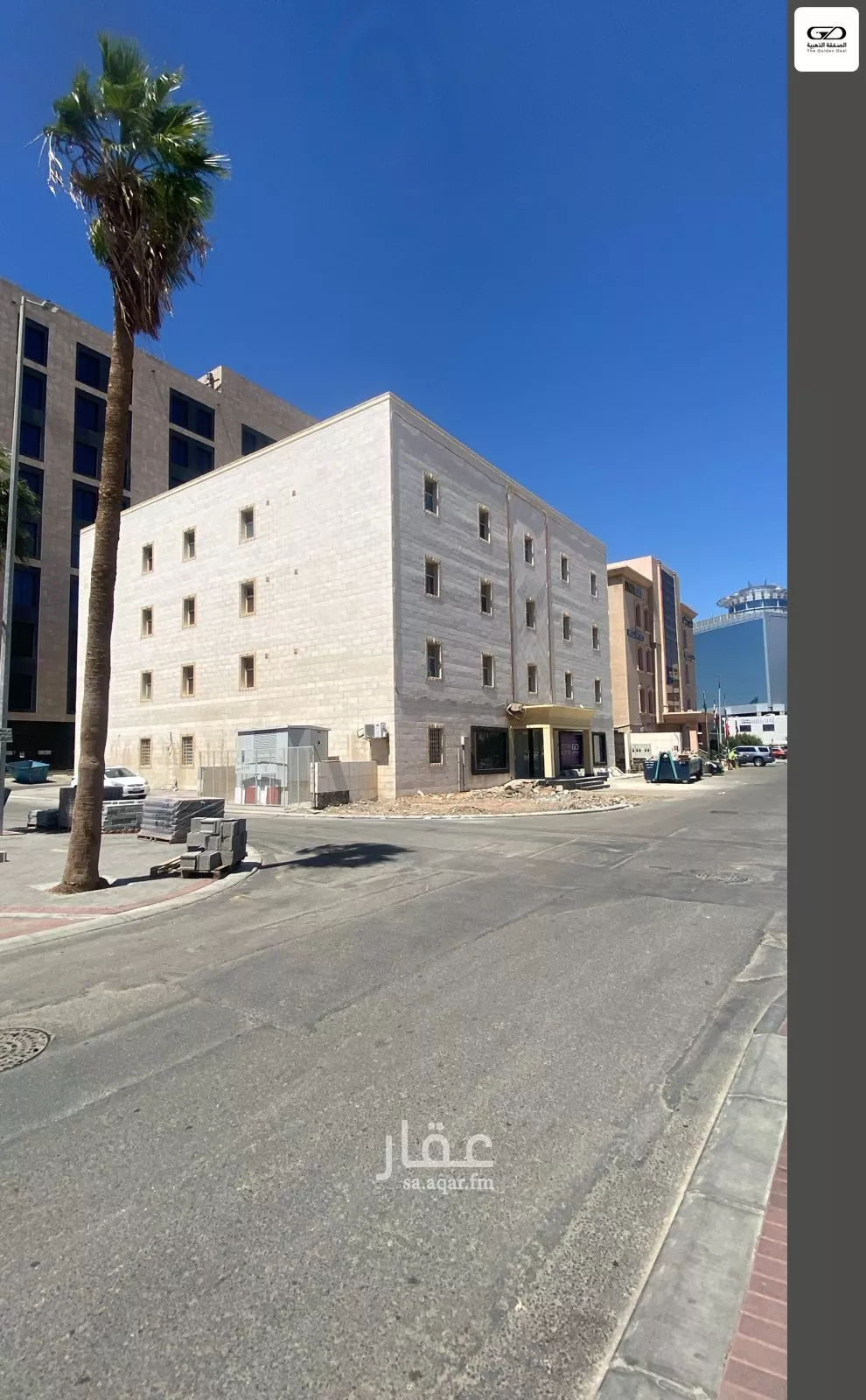 مكتب 900 م² في الرويس 12