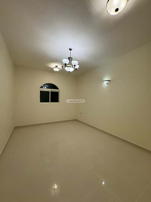 10 bedroom villa in Irqah 11