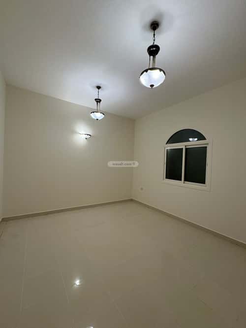 10 bedroom villa in Irqah 15