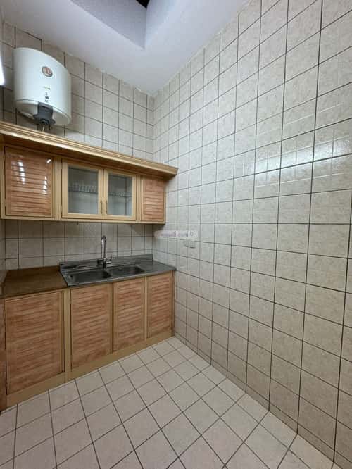 10 bedroom villa in Irqah 5