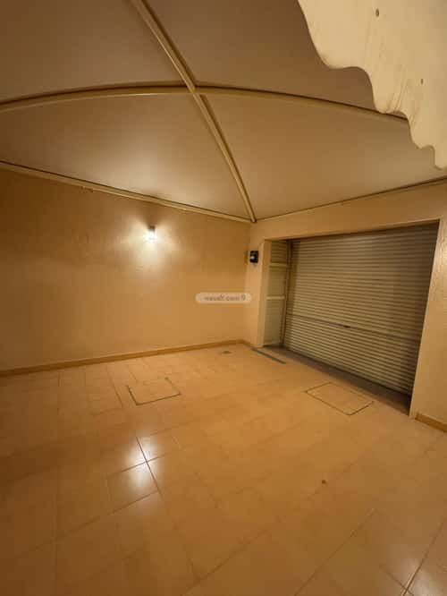 10 bedroom villa in Irqah 7