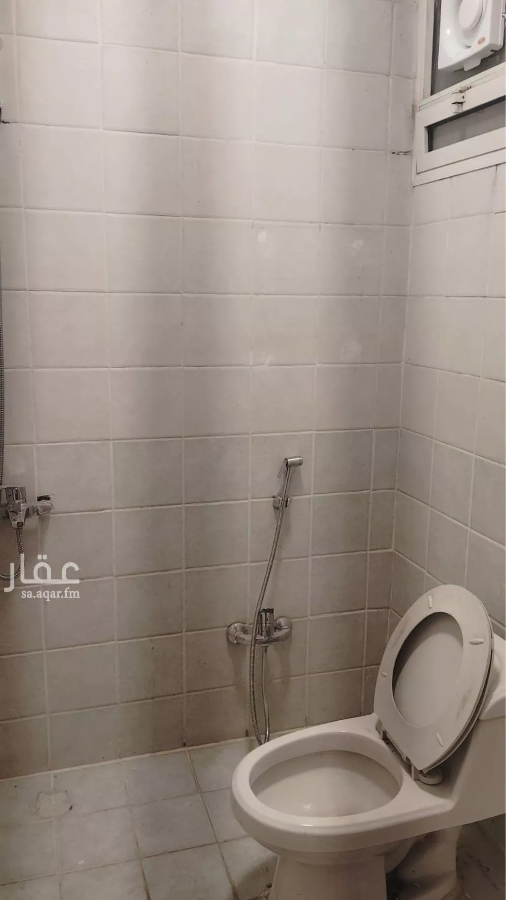 شقة 3 غرف في الملقا 8