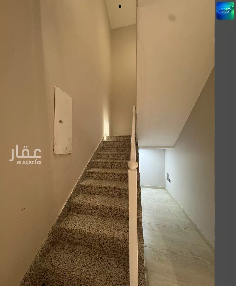 شقة 5 غرف في ضاحية الملك فهد 9