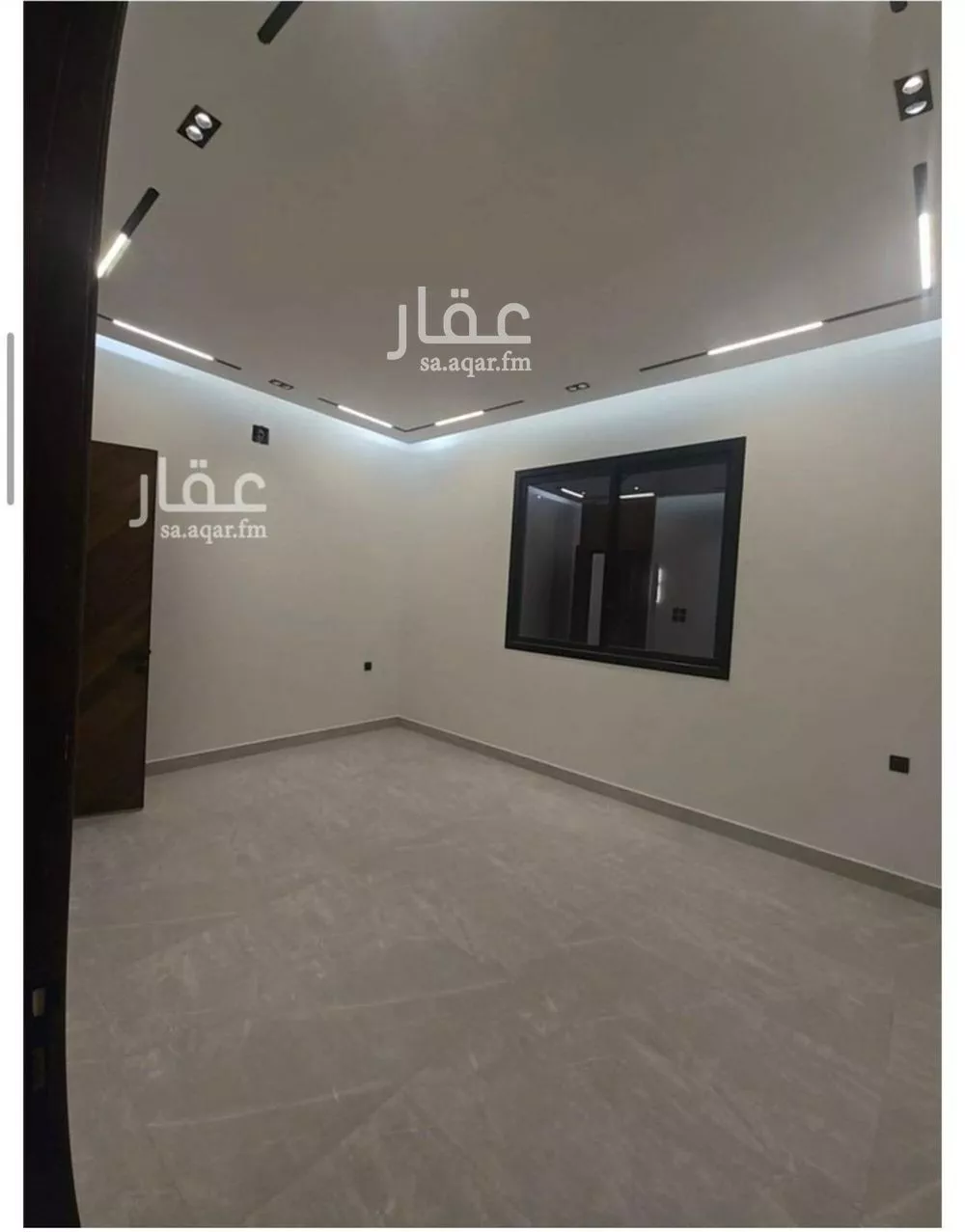 فيلا 5 غرف في الرمال 10