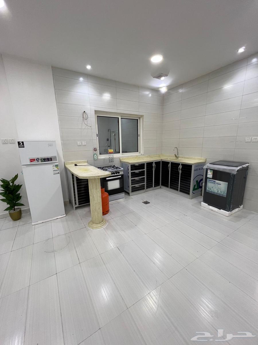 شقة 3 غرف في السلمانية الأول 5