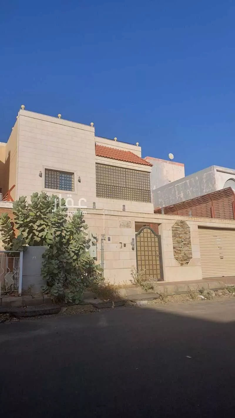 7 bedroom villa in Al Hamdaniyah 3