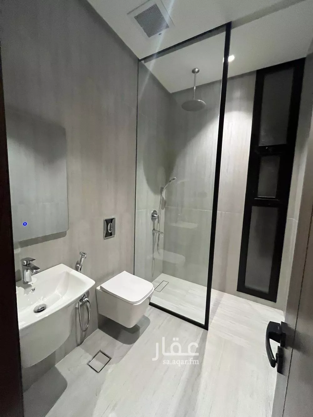 3 bedroom apartment in Al Malqa 16