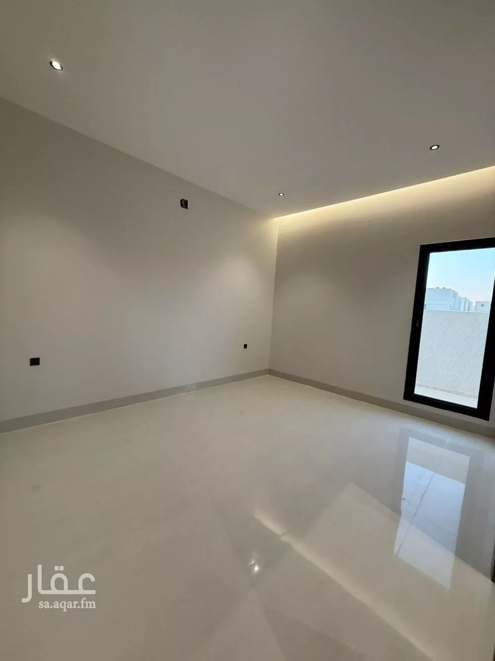 فيلا 6 غرف في المهدية 9