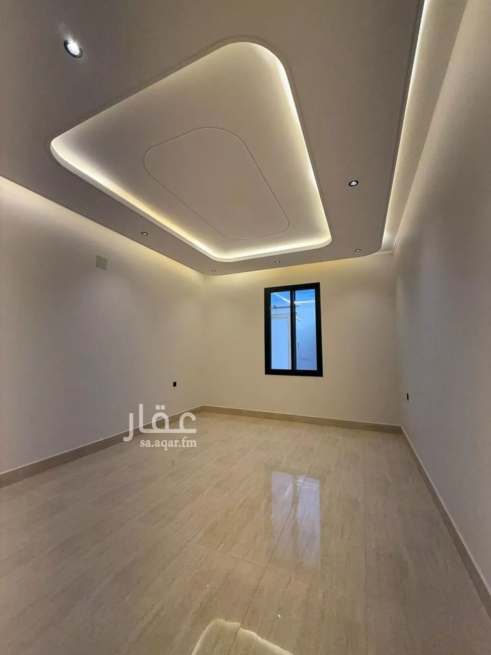 فيلا 6 غرف في المهدية 5