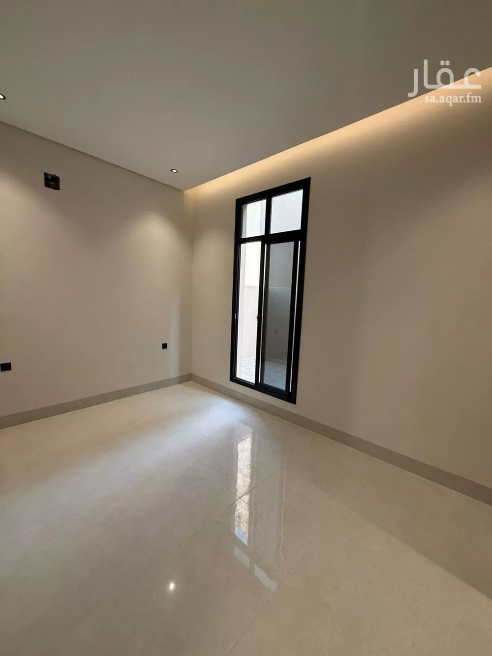 فيلا 6 غرف في المهدية 8