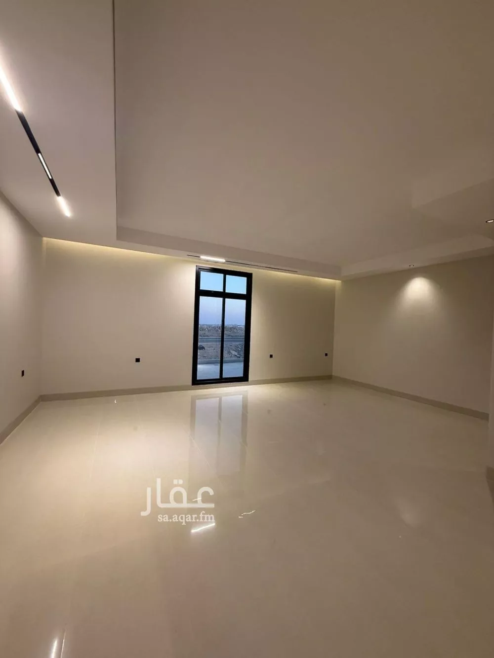 فيلا 6 غرف في المهدية 12