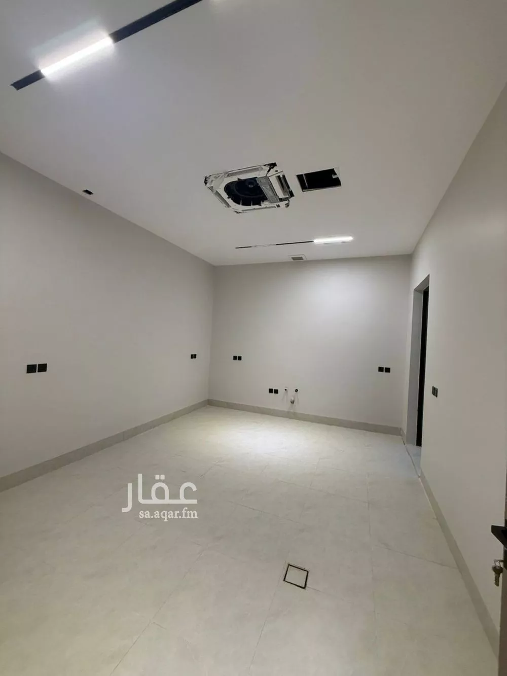 فيلا 6 غرف في المهدية 15