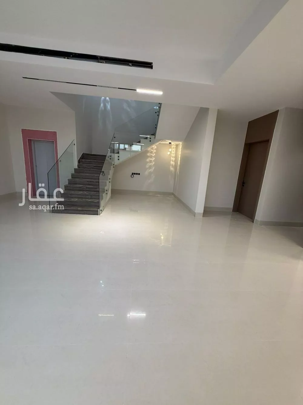 فيلا 6 غرف في المهدية 20